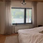 Idyllische Mit Terrasse Und Seezugang
