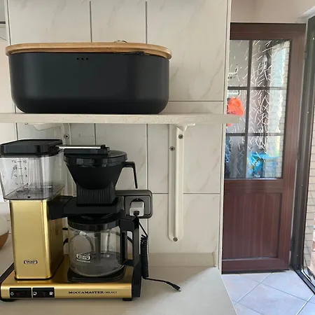 Idyllische Mit Terrasse Und Seezugang *