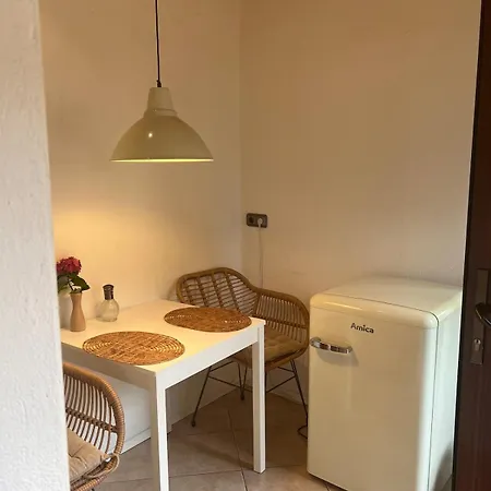 Idyllische Mit Terrasse Und Seezugang Bosau