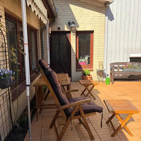 Idyllische Mit Terrasse Und Seezugang Appartement Bosau